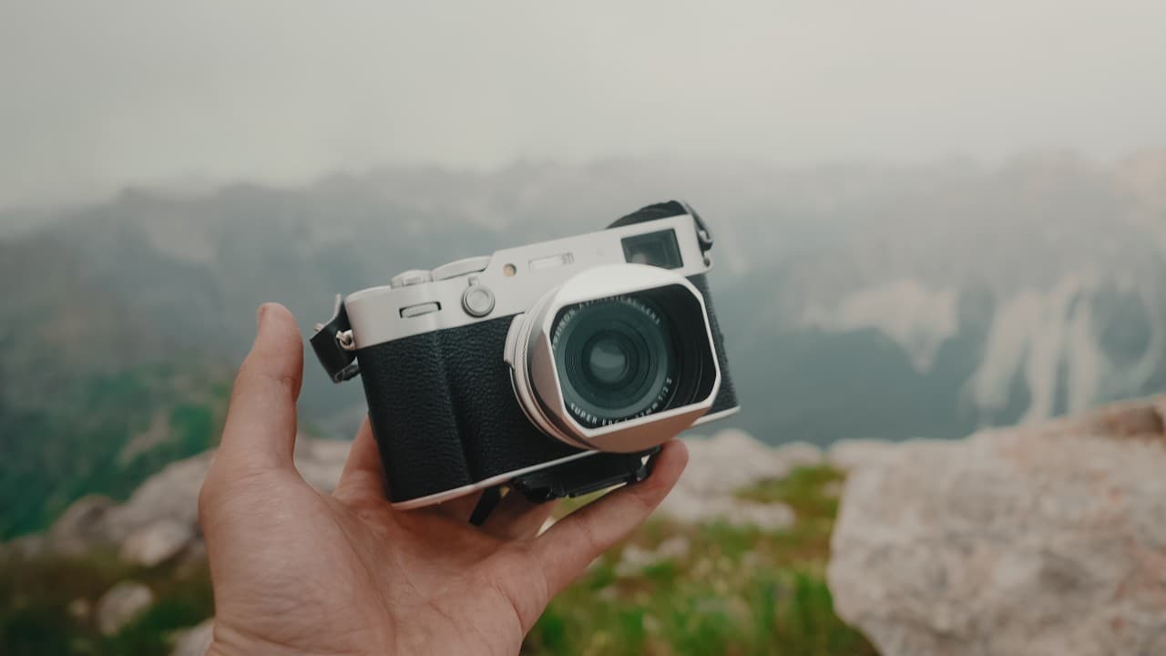 Идеальный попутчик: как выбрать камеру для путешествий и не пожалеть